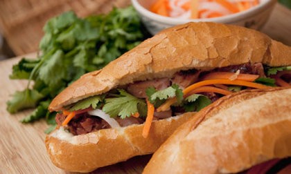 越南的夹肉面包——世界最佳街头食品之一 - ảnh 1
